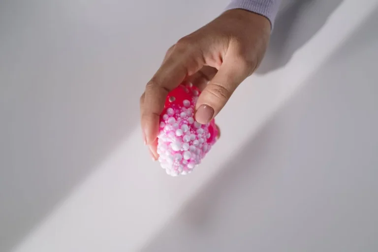ARM-HAMMER™-Baking-Soda-Teams-Up-with-2025-STEM-