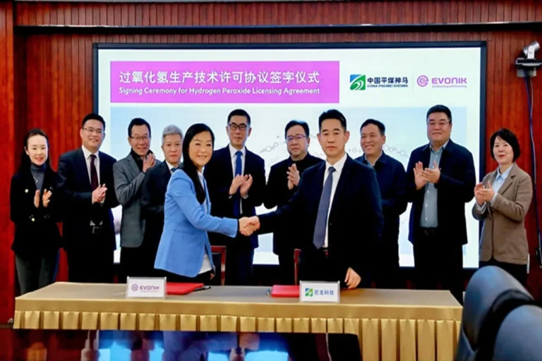 Evonik and Pingmei Shenma Strike Hydrogen Peroxide Licensing Deal in China