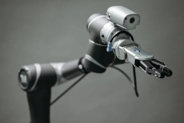 Inbolt Launches Vision-Enabled Robot